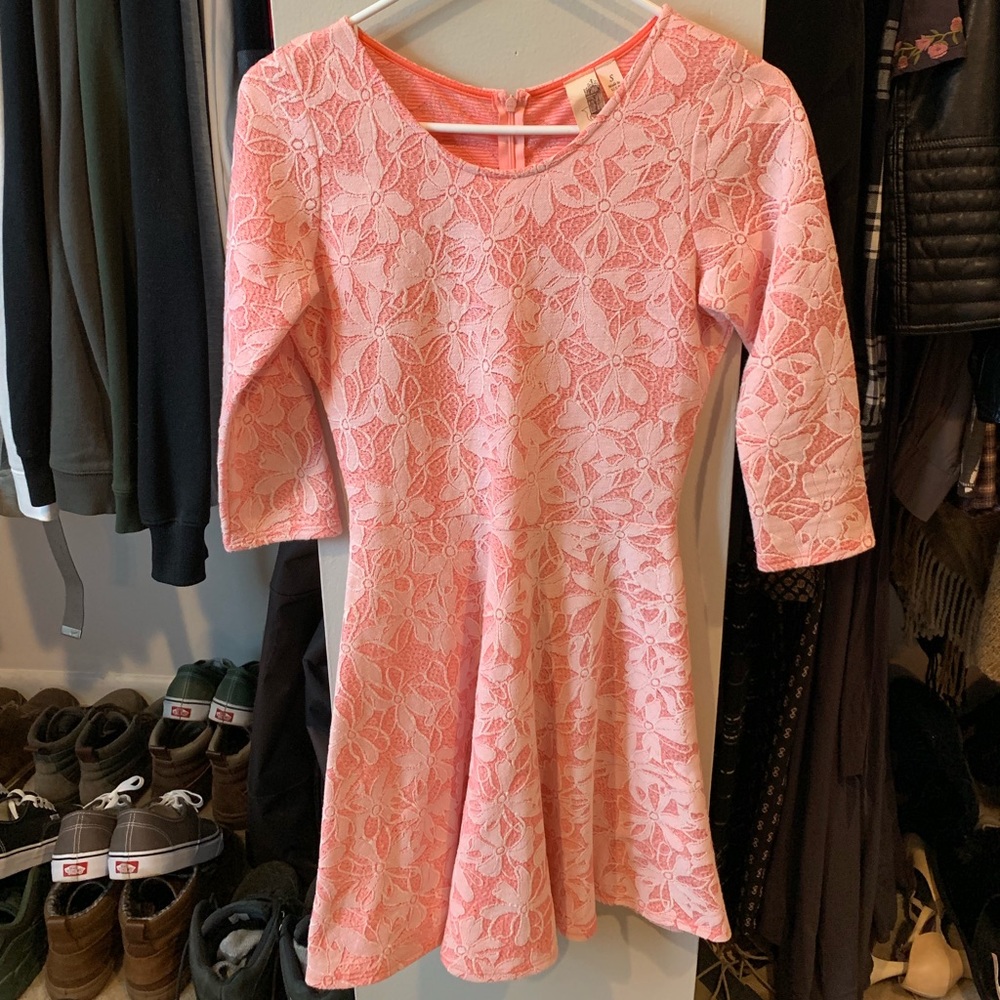 Pink/peach quarter sleeve fit + flare dress